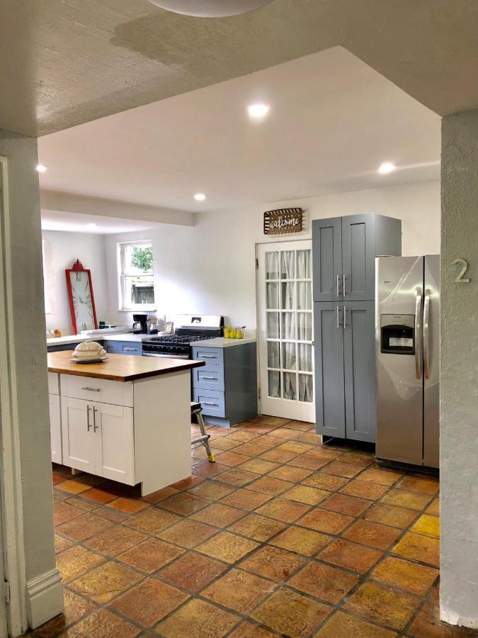 Comfy And Spacious Suite With Free Parking Miami Bagian luar foto